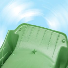   Combinație scară-tobogan – cu înălțimea de pornire de 1,2 m și tobogan ondulat HDPE